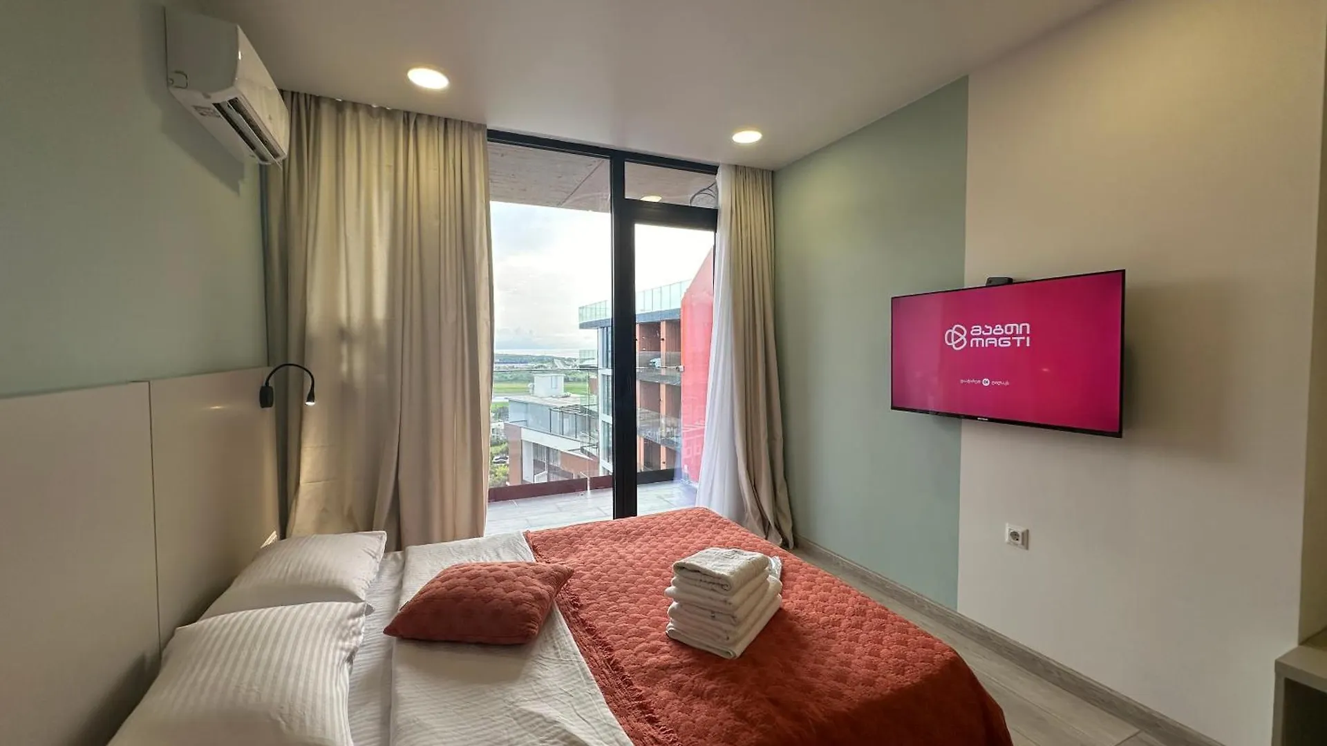 Lovely Apartments With The Mountain View 303 Batumi 0*,