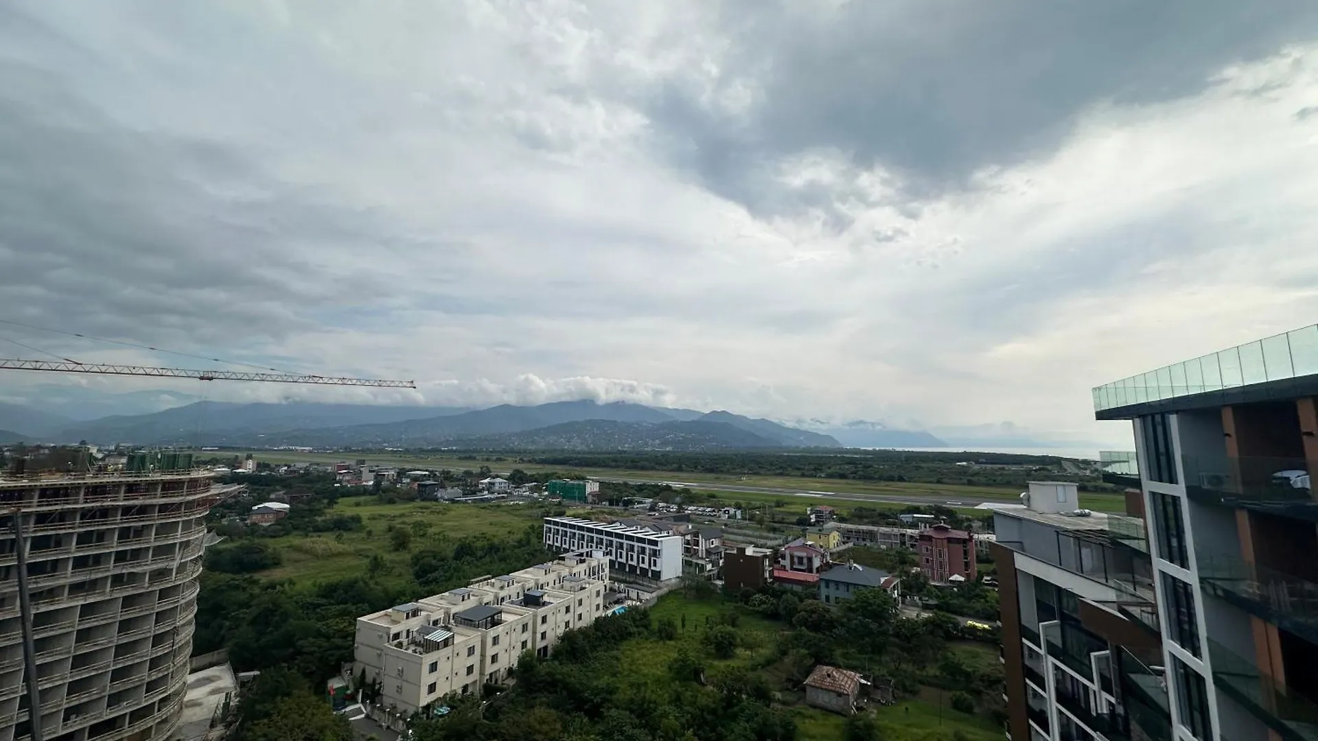 Lovely Apartments With The Mountain View 303 Batumi